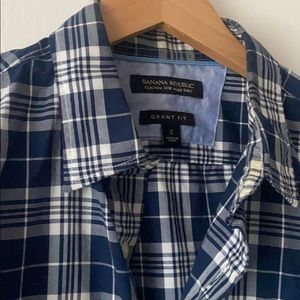 Banana Republic Grantfit Checkered Shirt